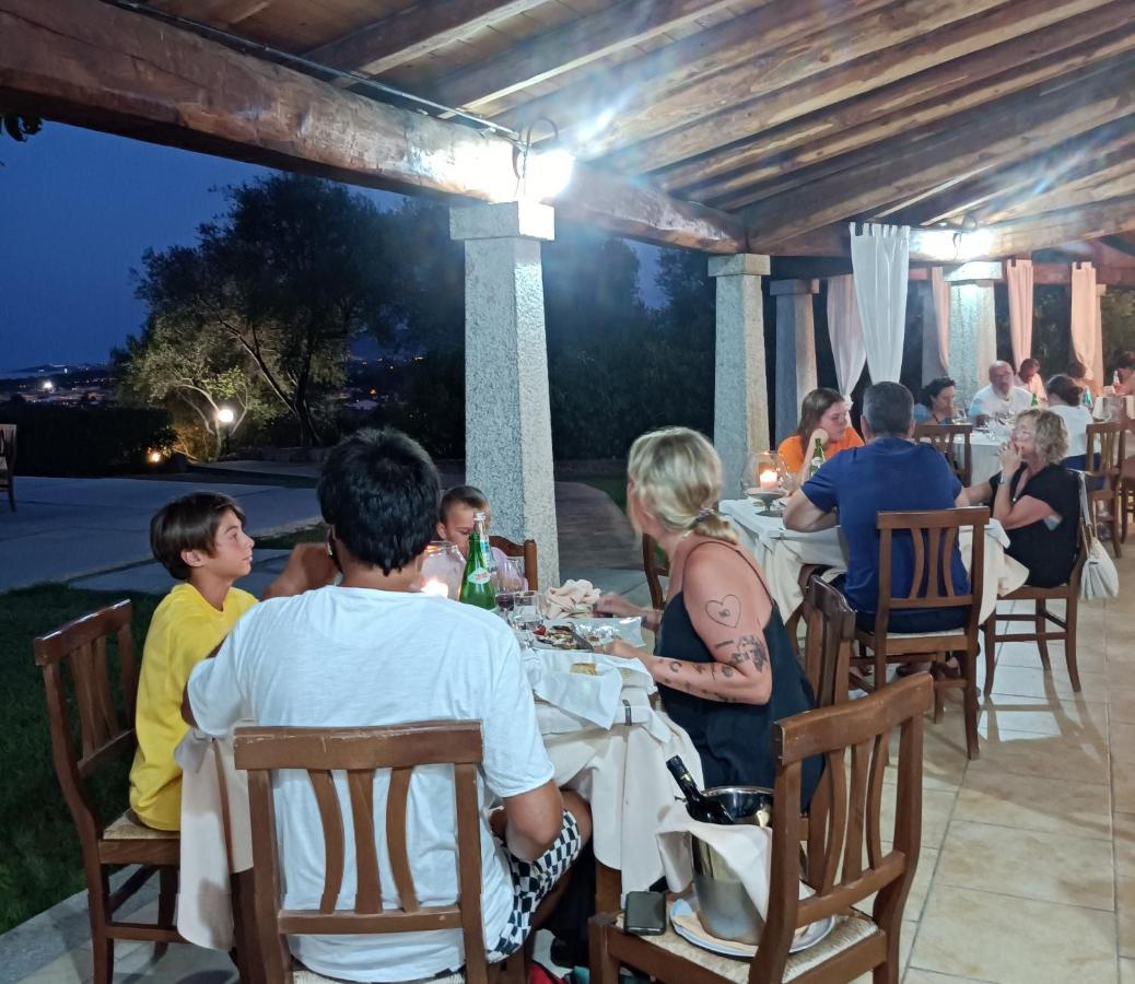Hotel Lu Baroni Budoni Kültér fotó