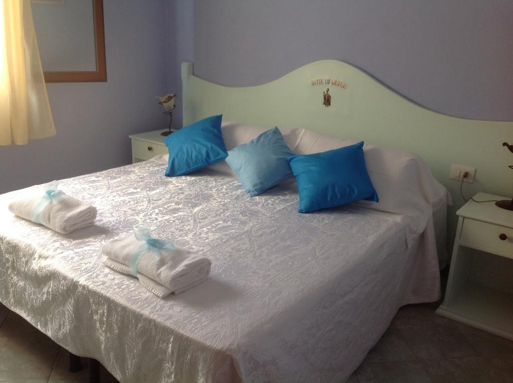 Hotel Lu Baroni Budoni Szoba fotó